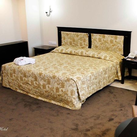 Grand Mir Hotel Taszkent Zewnętrze zdjęcie