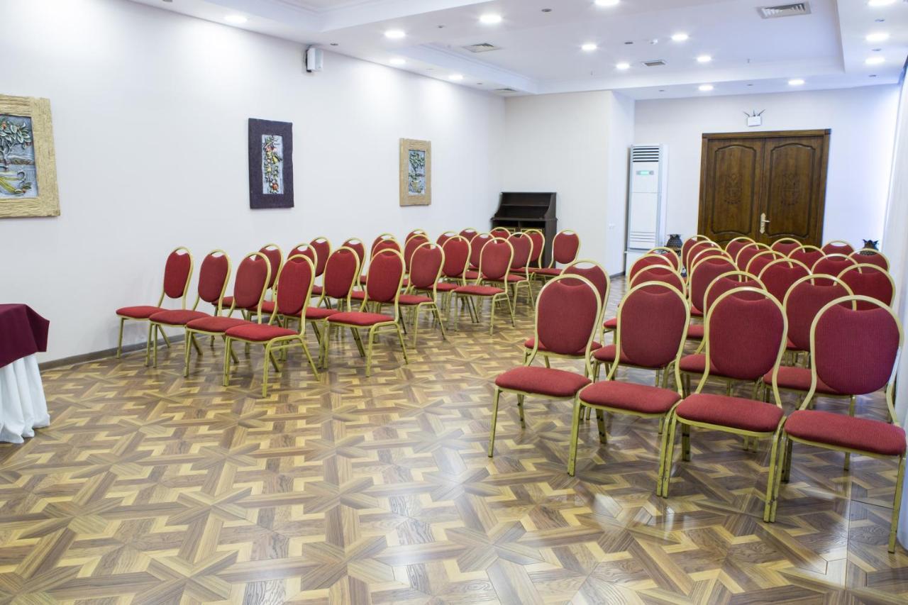 Grand Mir Hotel Taszkent Zewnętrze zdjęcie