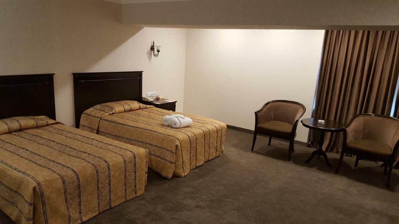 Grand Mir Hotel Taszkent Zewnętrze zdjęcie