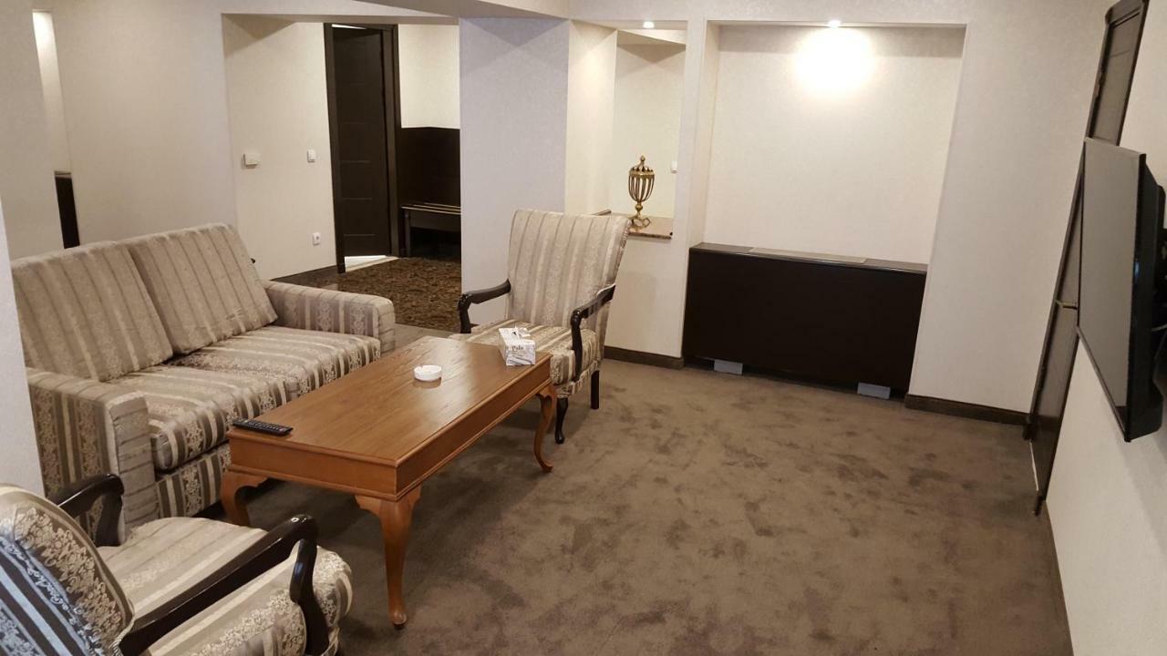 Grand Mir Hotel Taszkent Zewnętrze zdjęcie