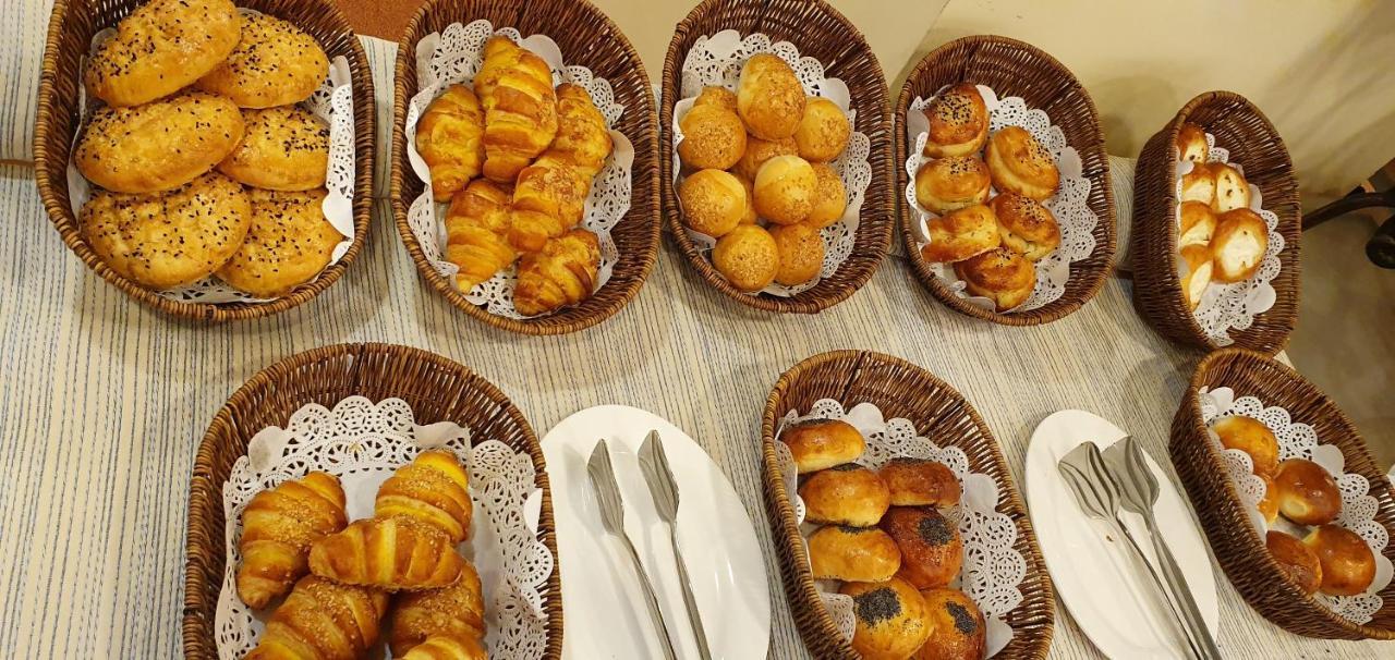 Grand Mir Hotel Taszkent Zewnętrze zdjęcie