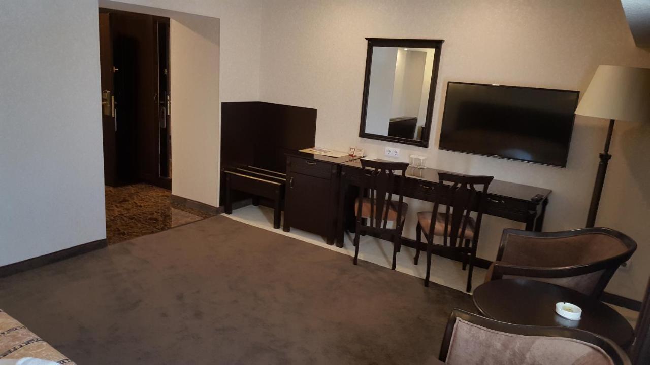 Grand Mir Hotel Taszkent Zewnętrze zdjęcie